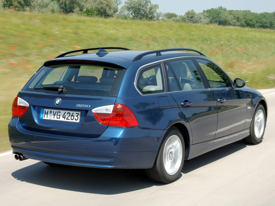  BMW 325i Touring 2006 года  (фото 14 из 16)